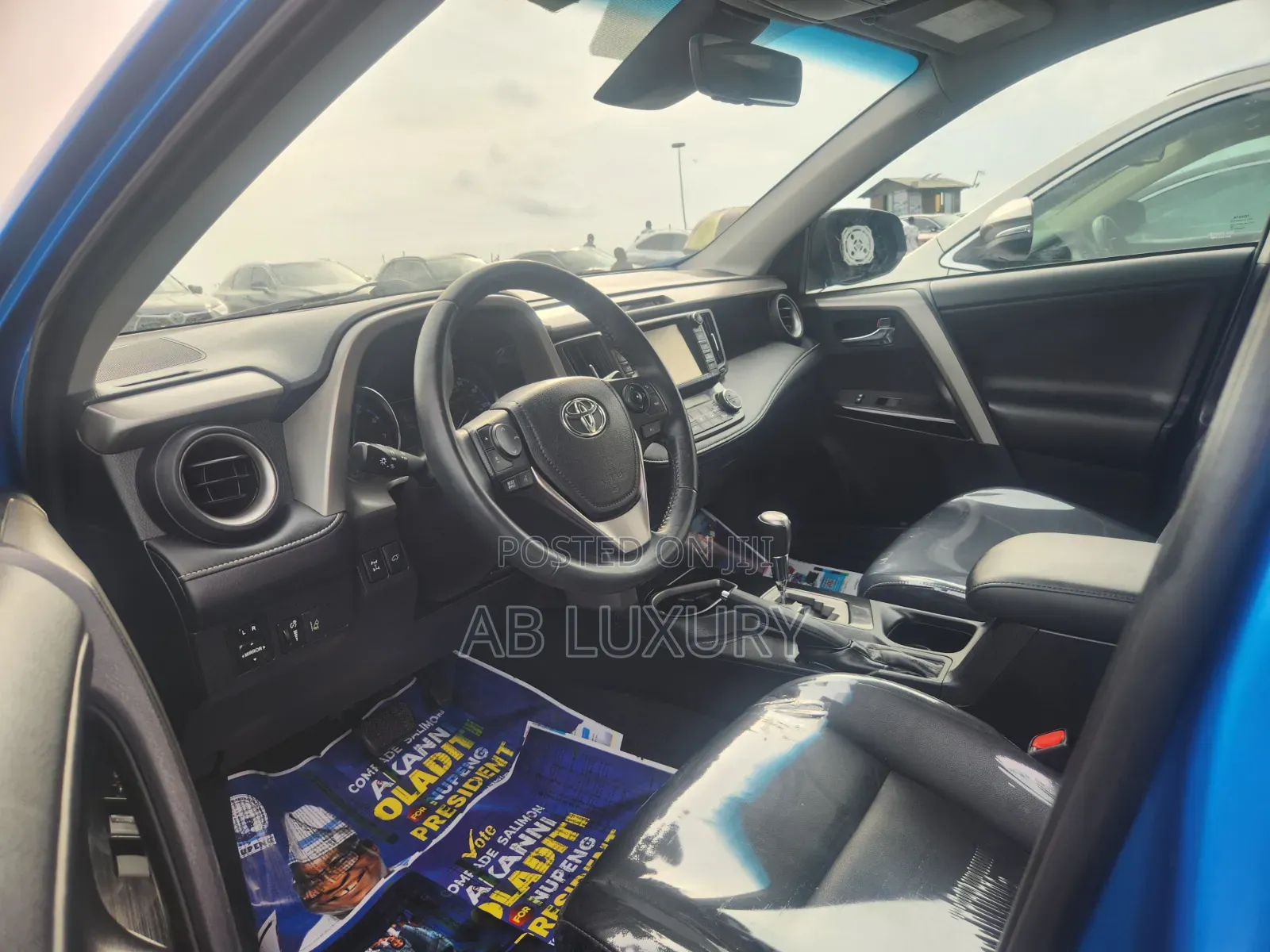 Toyota RAV4 2018 Blue