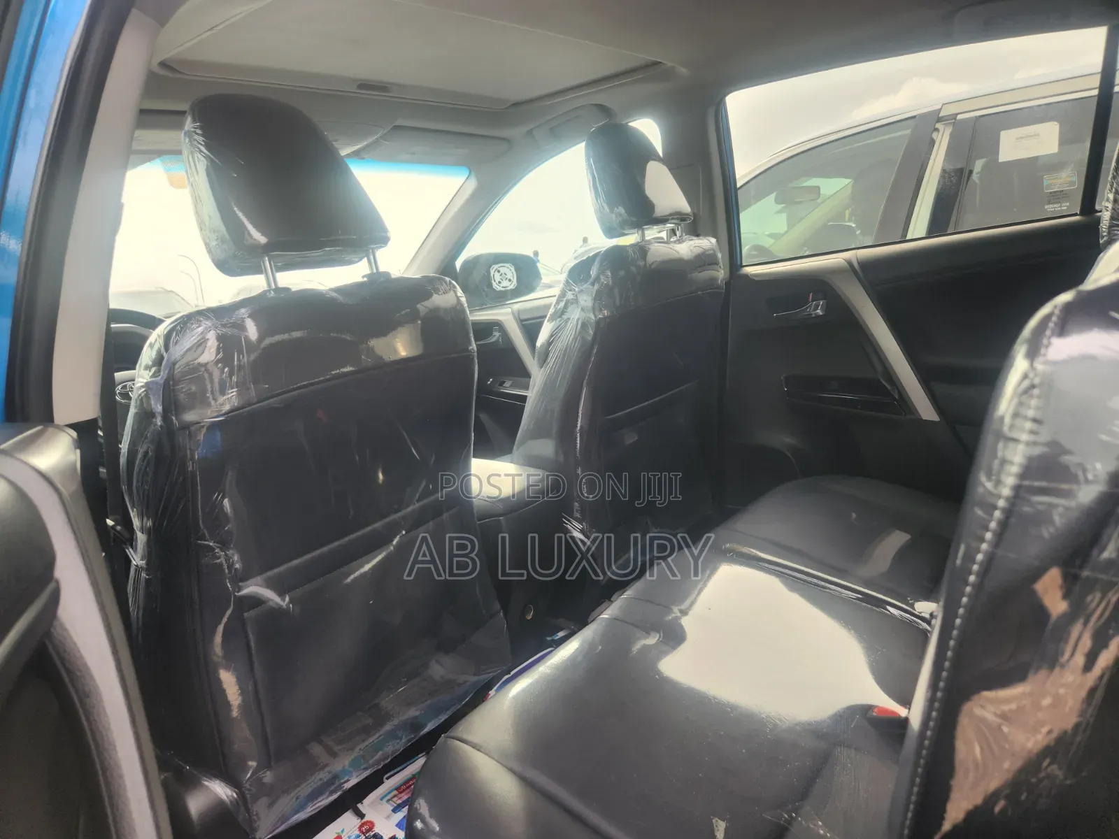 Toyota RAV4 2018 Blue
