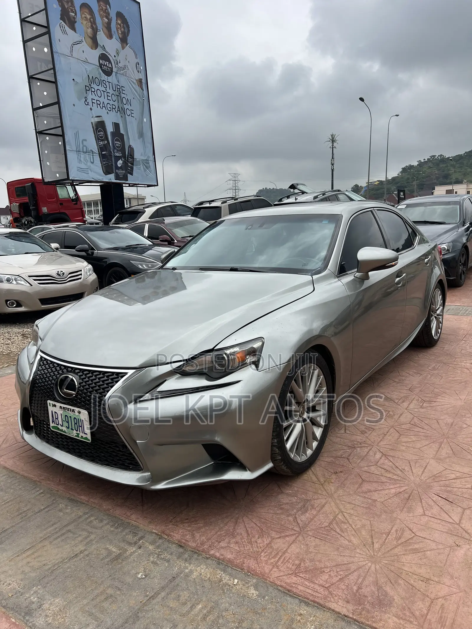 Lexus IS 250 2015 Brown