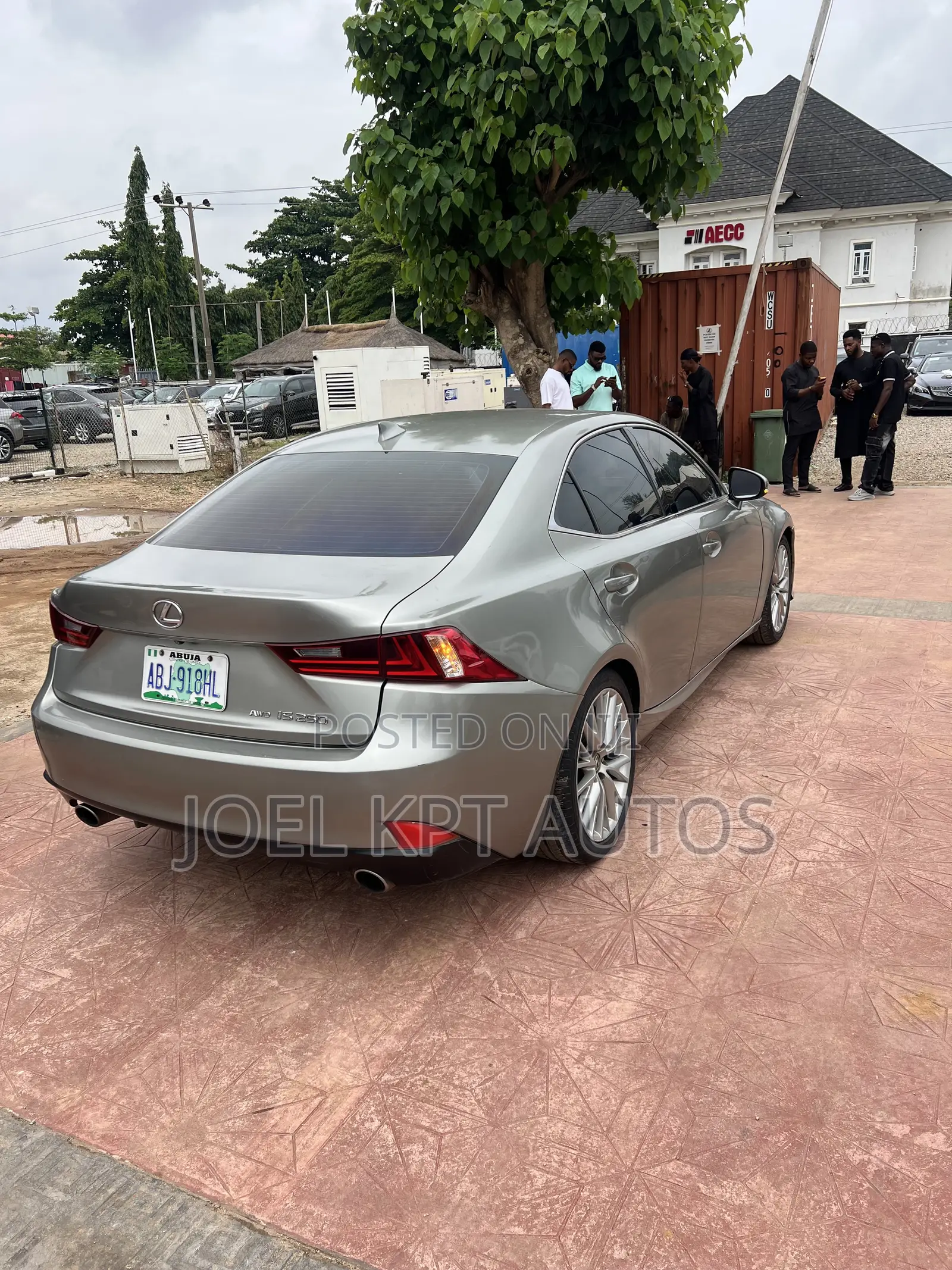 Lexus IS 250 2015 Brown