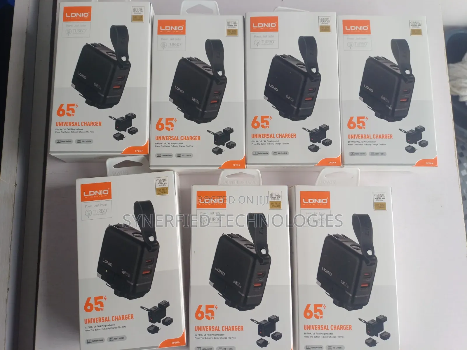 Ldnio 65w Fast Charger Charges Laptop, Phone Tablet at Once
