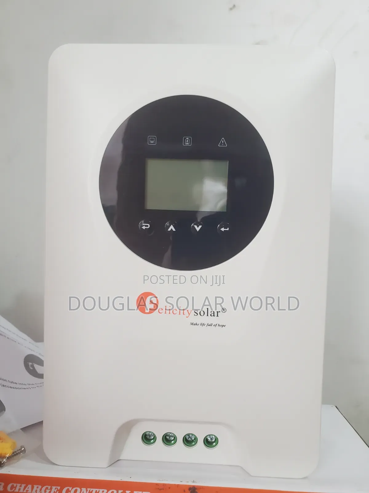 Felicity Solar 100a MPPT Charge Controller