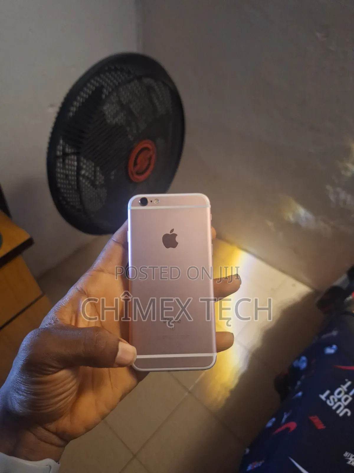 Apple iPhone 6s 32 GB Rose Gold
