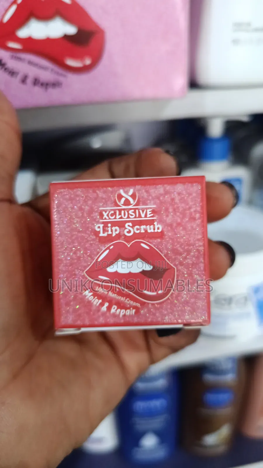 Xclusive Lip Scrub Moist and Repair