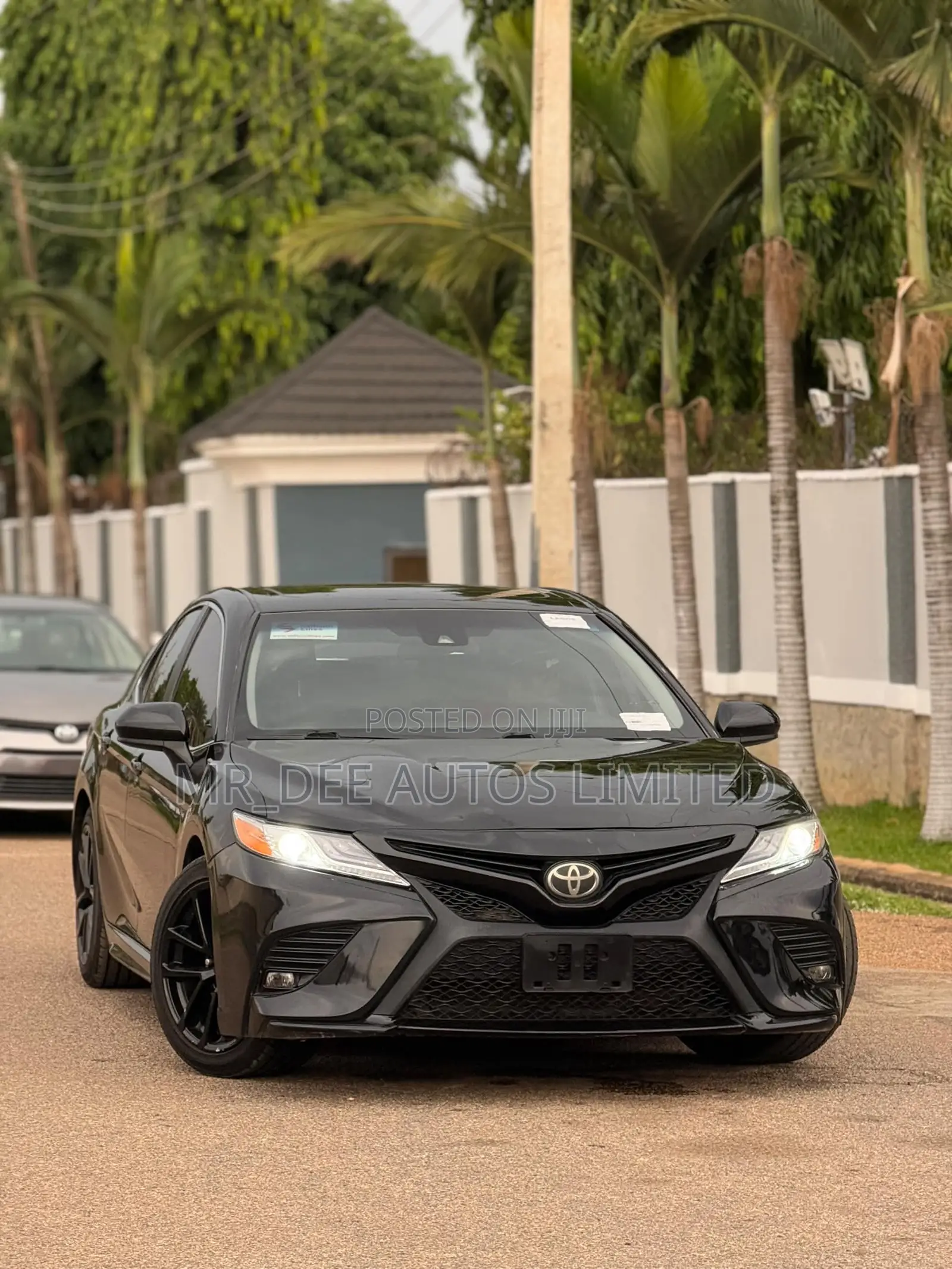 Toyota Camry 2018 Black