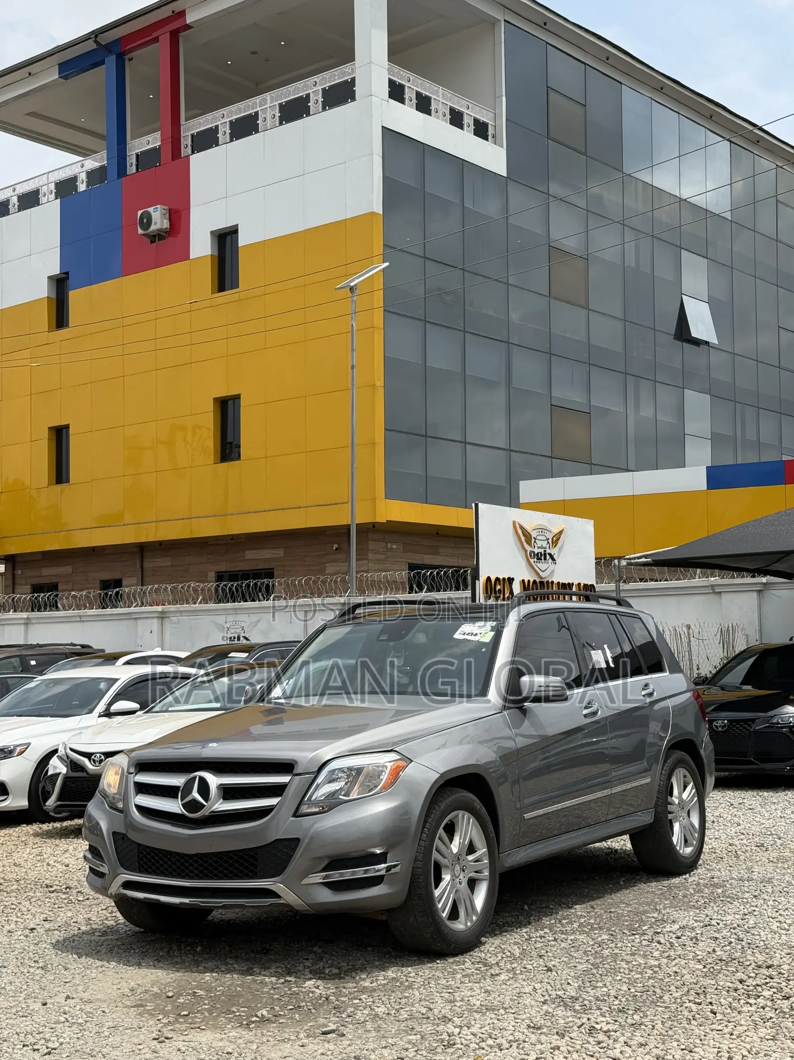 Mercedes-Benz GLK-Class Base GLK 350 4dr 4x2 (3.5L 6cyl 7A) 2015 Gray