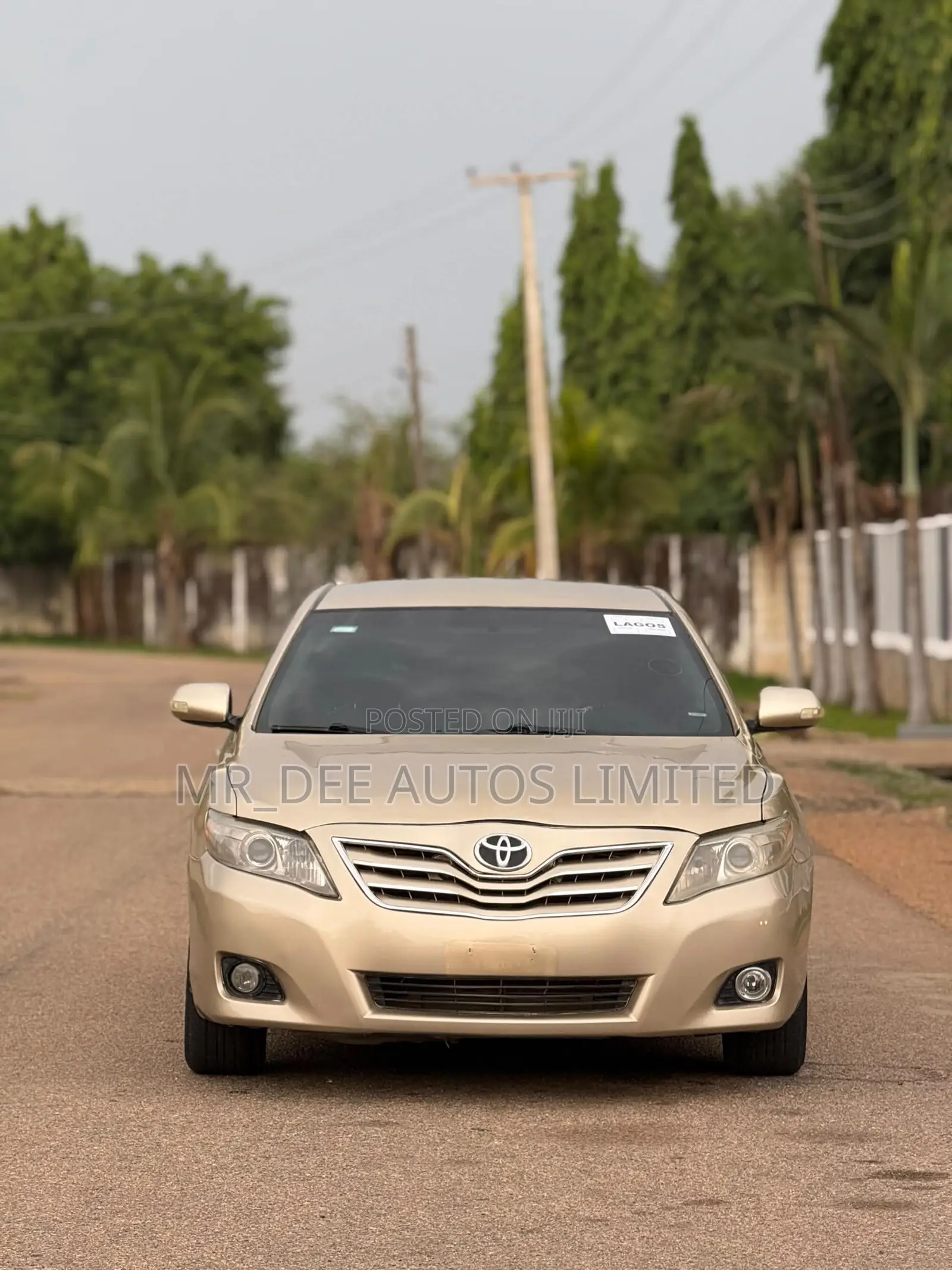 Toyota Camry 2009 Gold