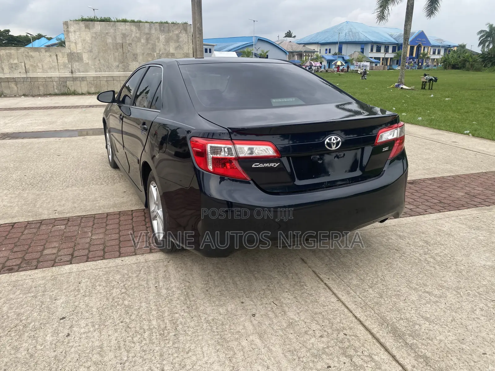 Toyota Camry SE 4dr Sedan (2.5L 4cyl 6A) 2012 Black