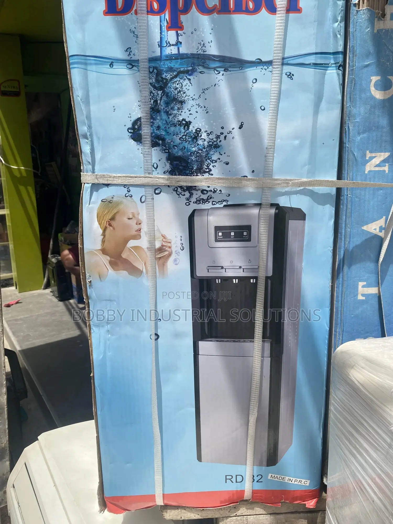 Refrigerator Water Dispenser
