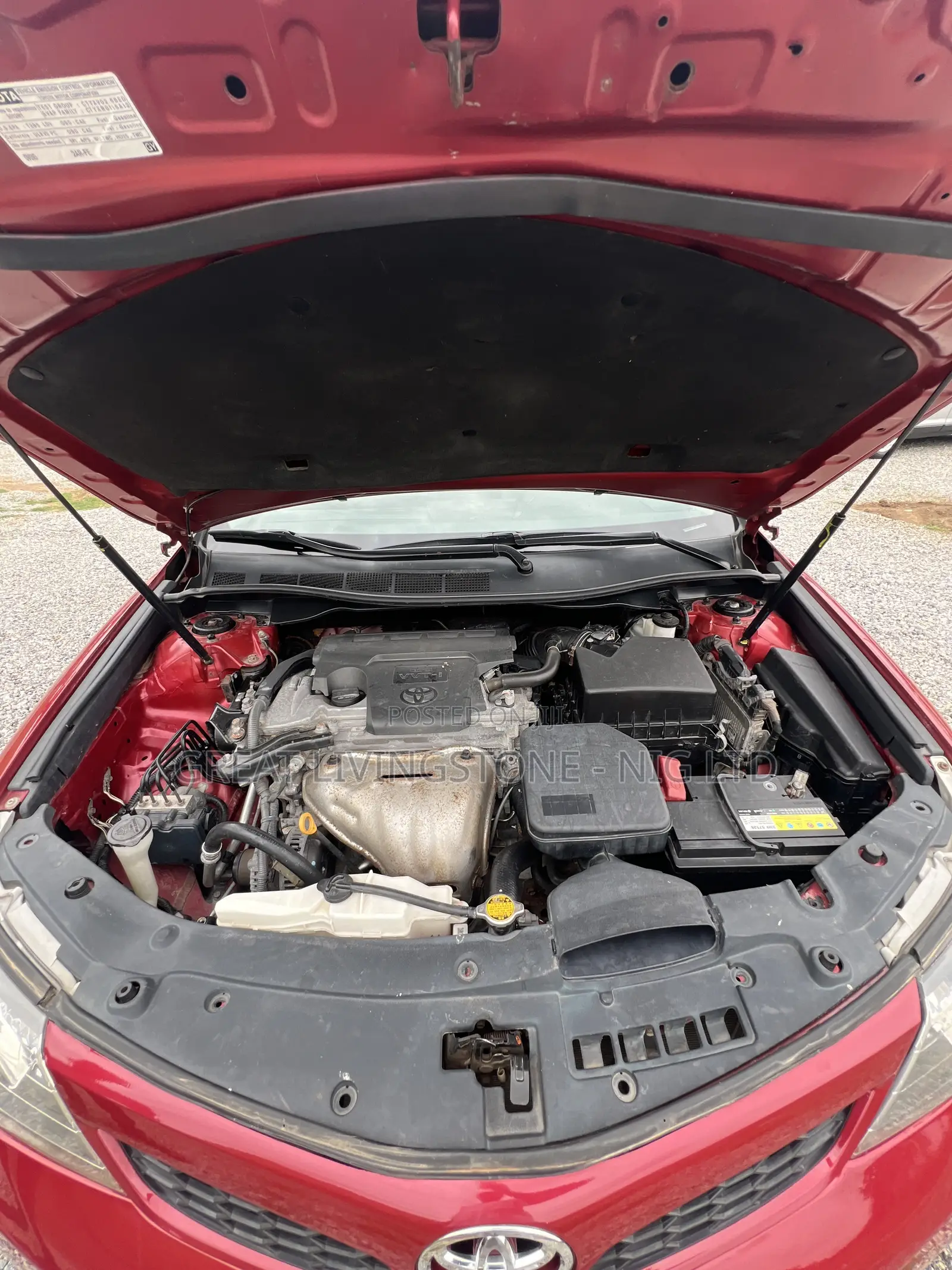 Toyota Camry SE 4dr Sedan (2.5L 4cyl 6A) 2013 Red