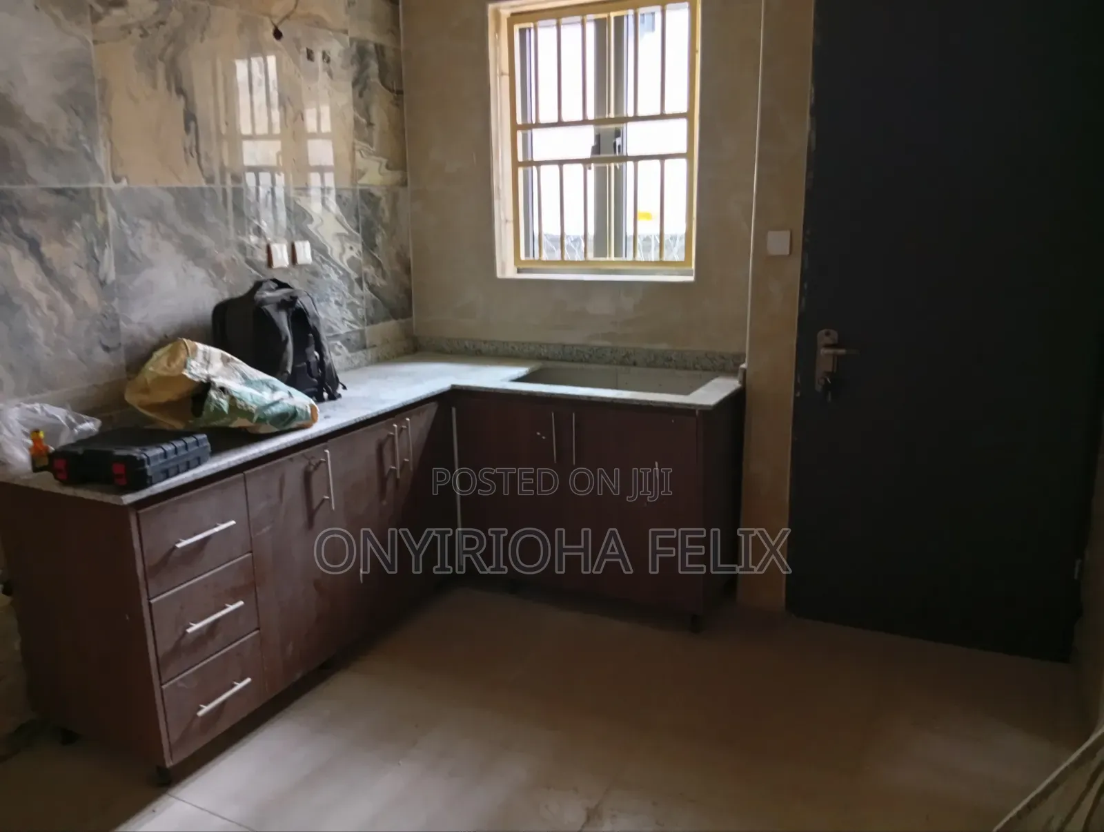 4bdrm Townhouse / Terrace in Trance Life Camp for rent