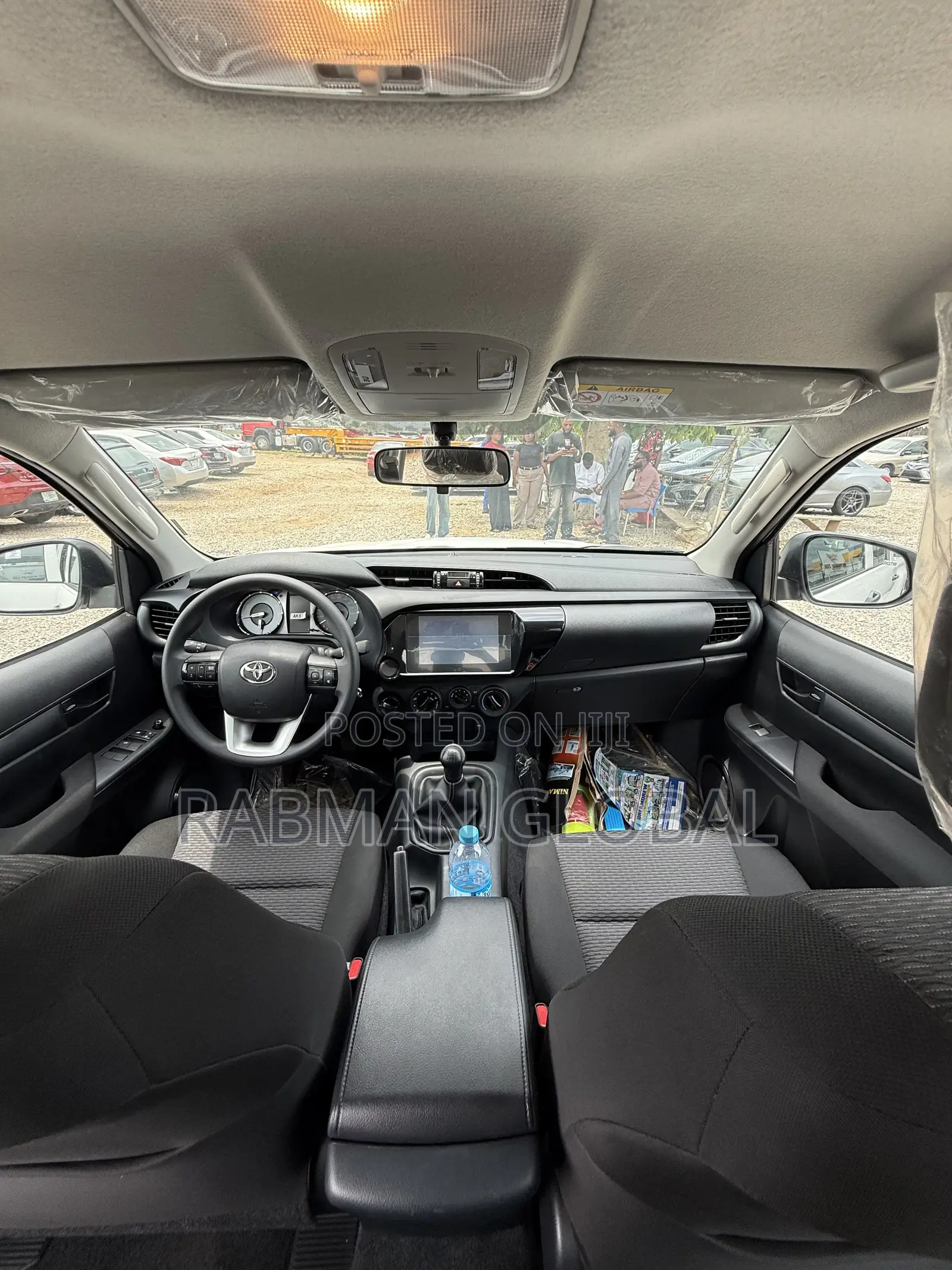 New Toyota Hilux 2025 White