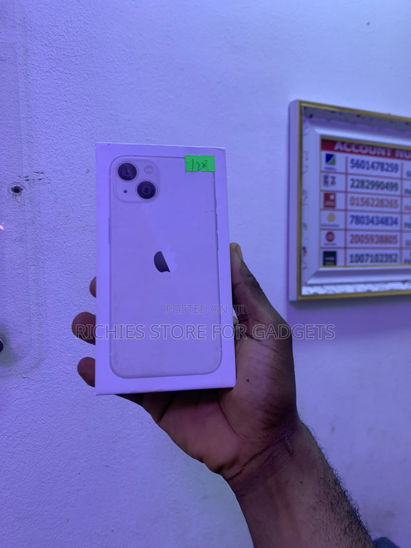 New Apple iPhone 13 128 GB White