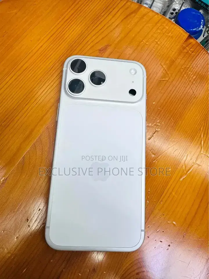 Apple iPhone 17 Pro Max 256 GB White
