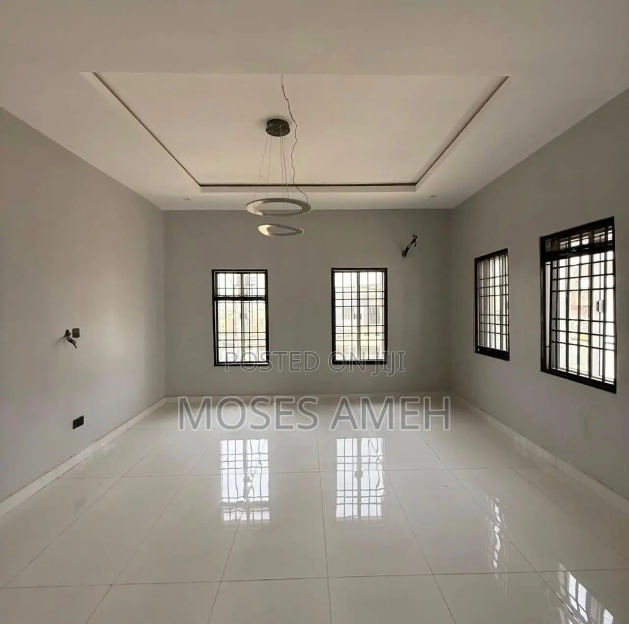 5bdrm Duplex in Jahi for sale