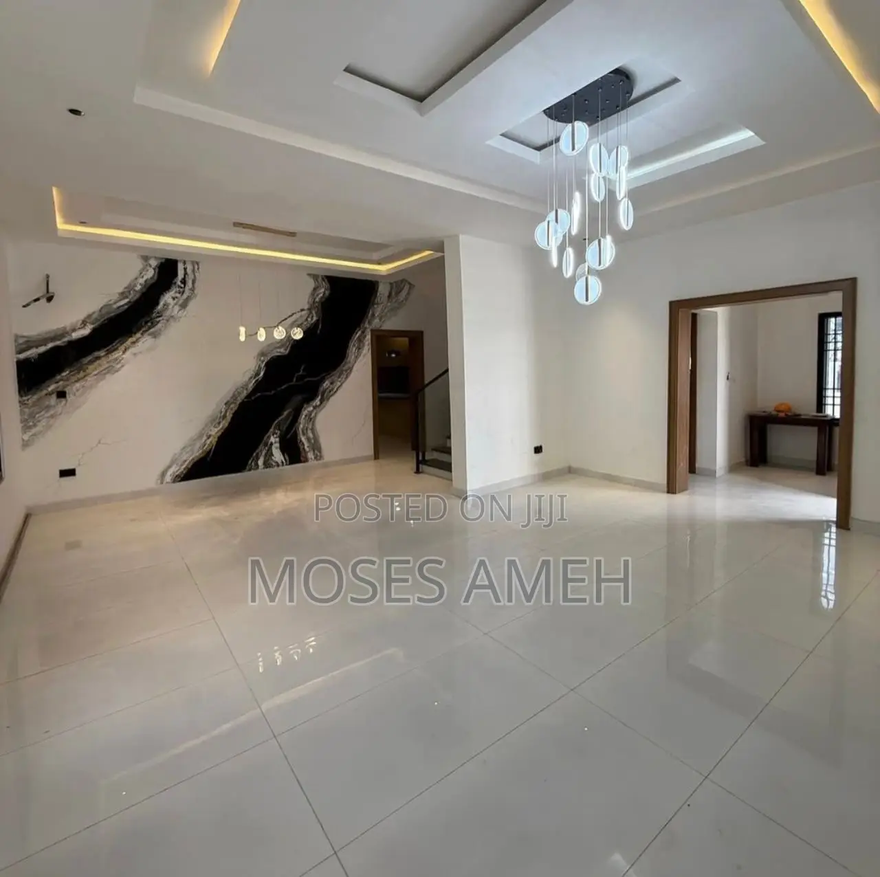 5bdrm Duplex in Jahi for sale