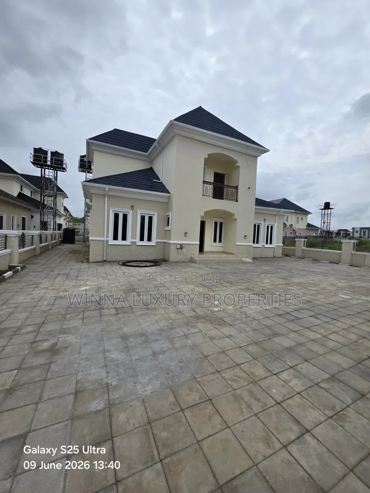 4bdrm Duplex in River Park, Lugbe District for rent