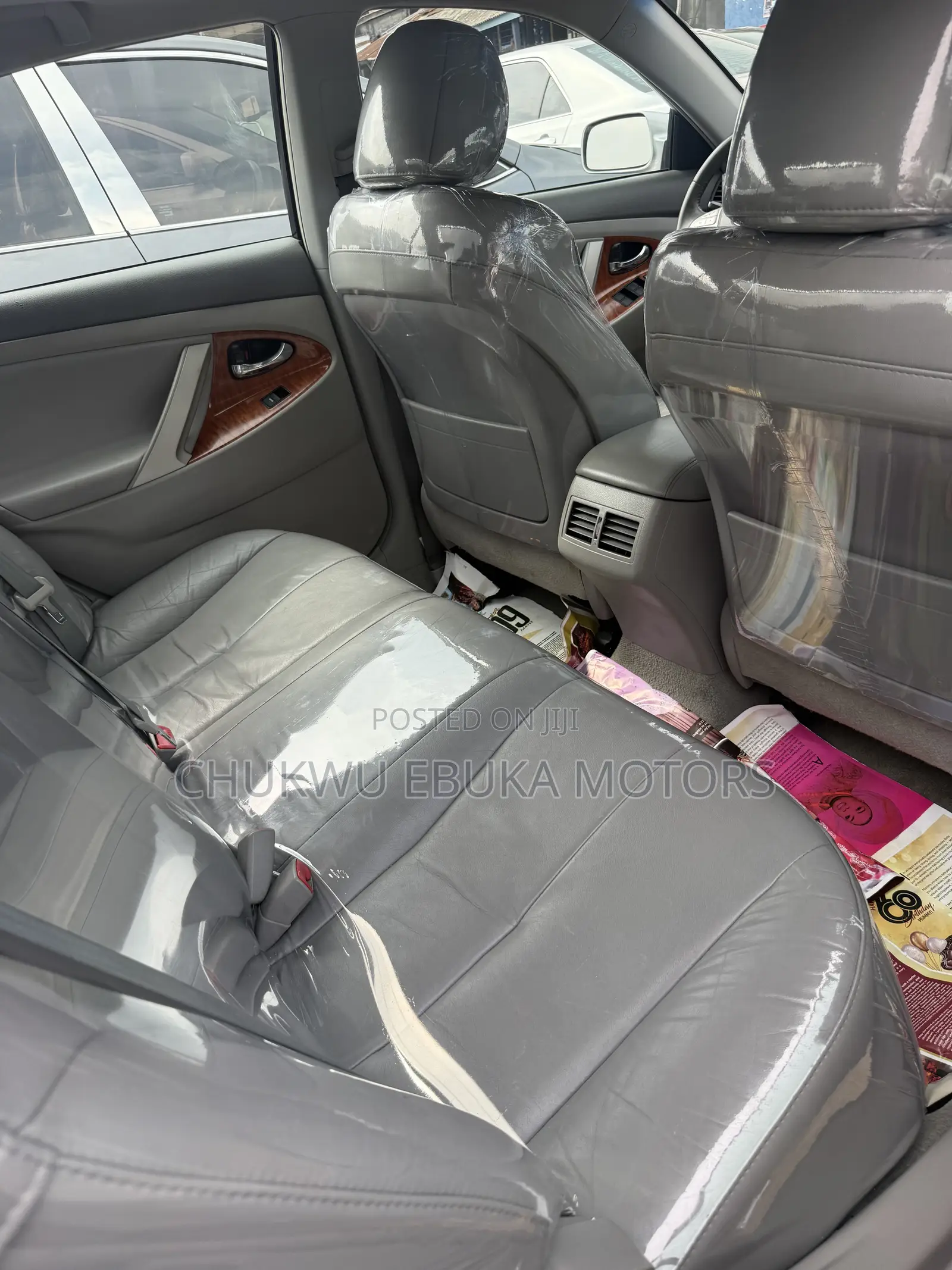 Toyota Camry XLE 4dr Sedan (2.5L 4cyl 6A) 2011 Silver