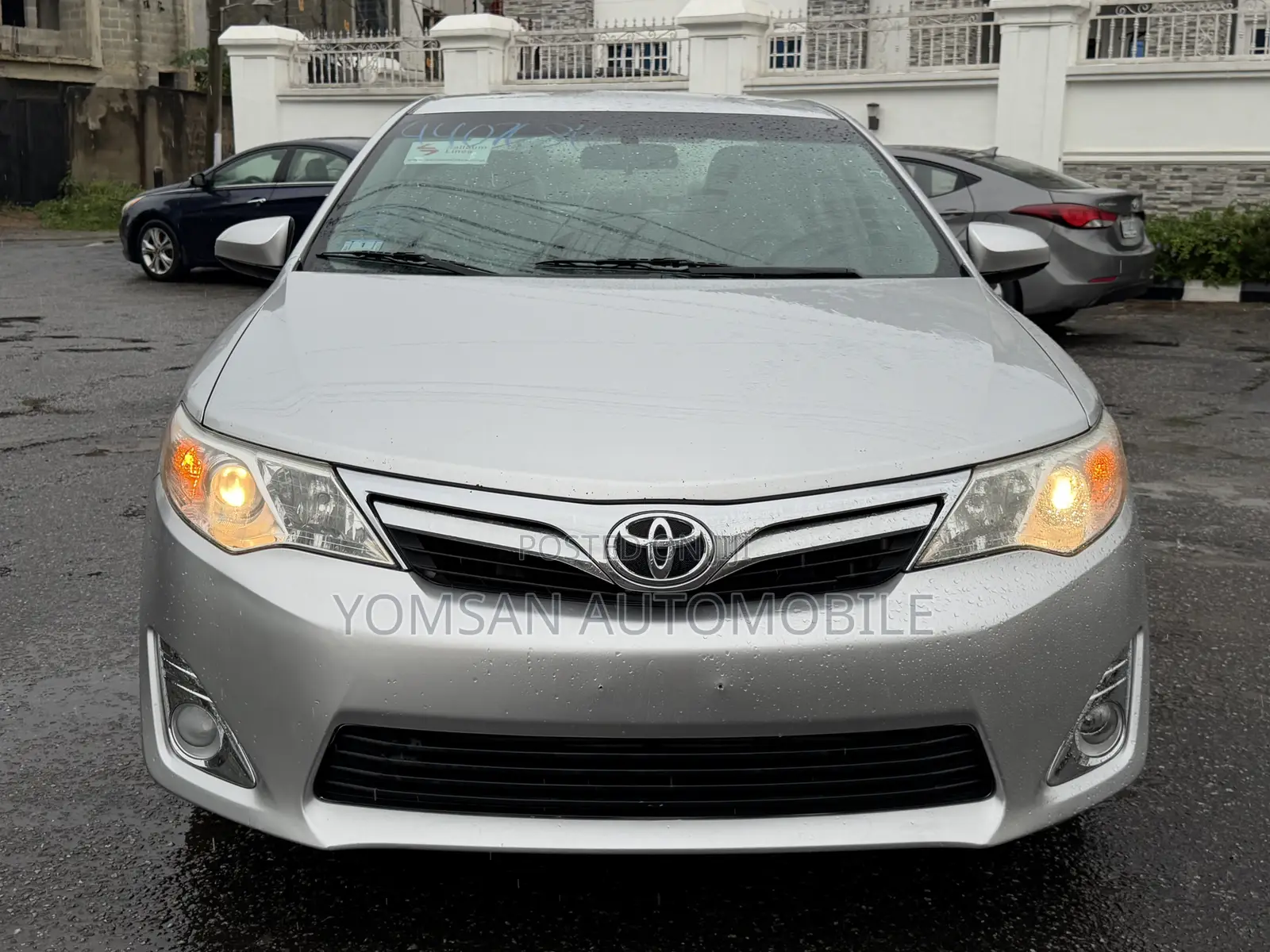 Toyota Camry LE 4dr Sedan (2.5L 4cyl 6A) 2012 Silver