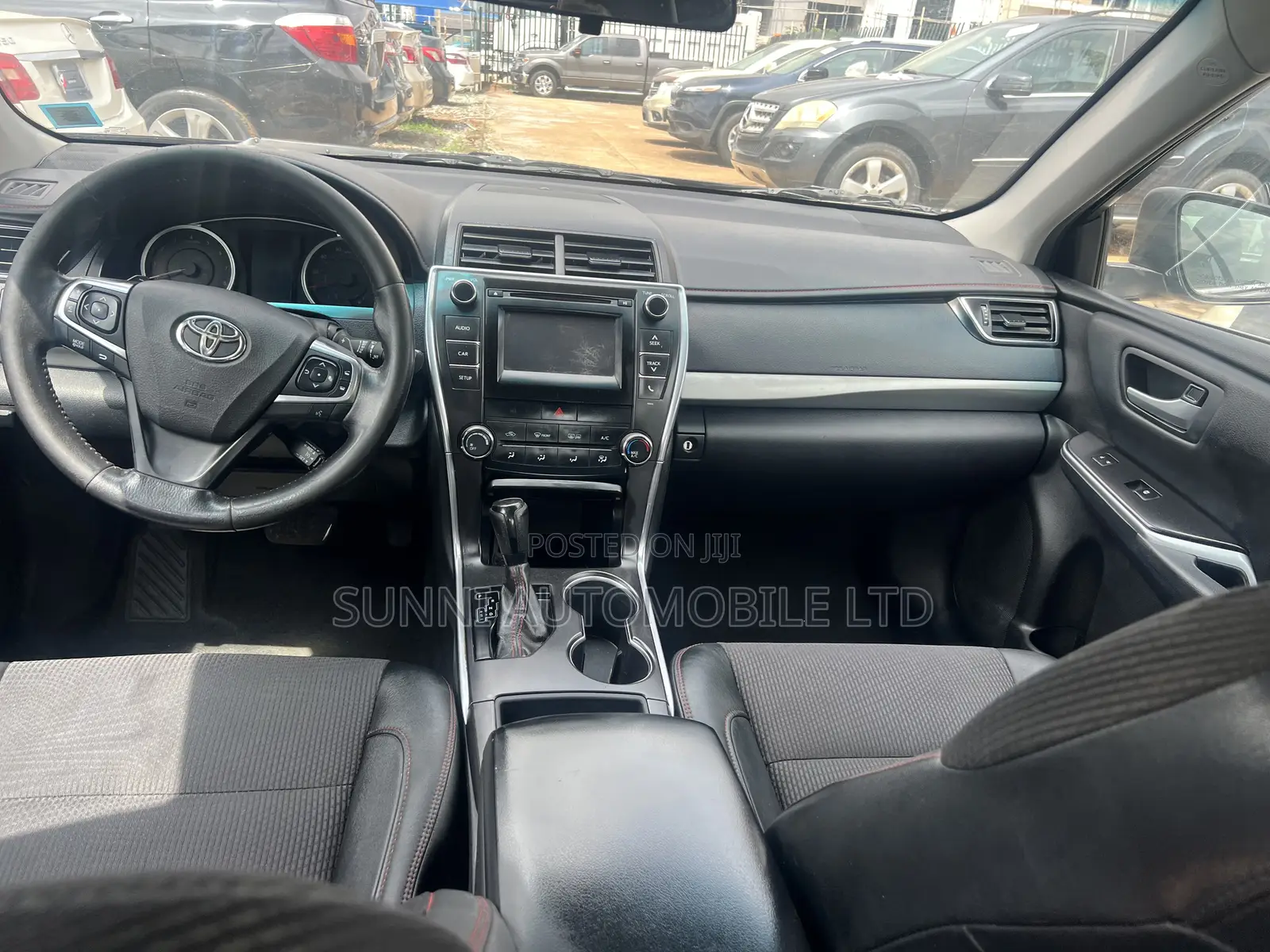 Toyota Camry 2017 Black