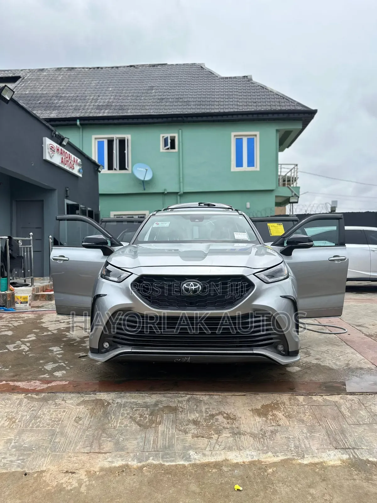 Toyota Highlander XSE 2022 Silver