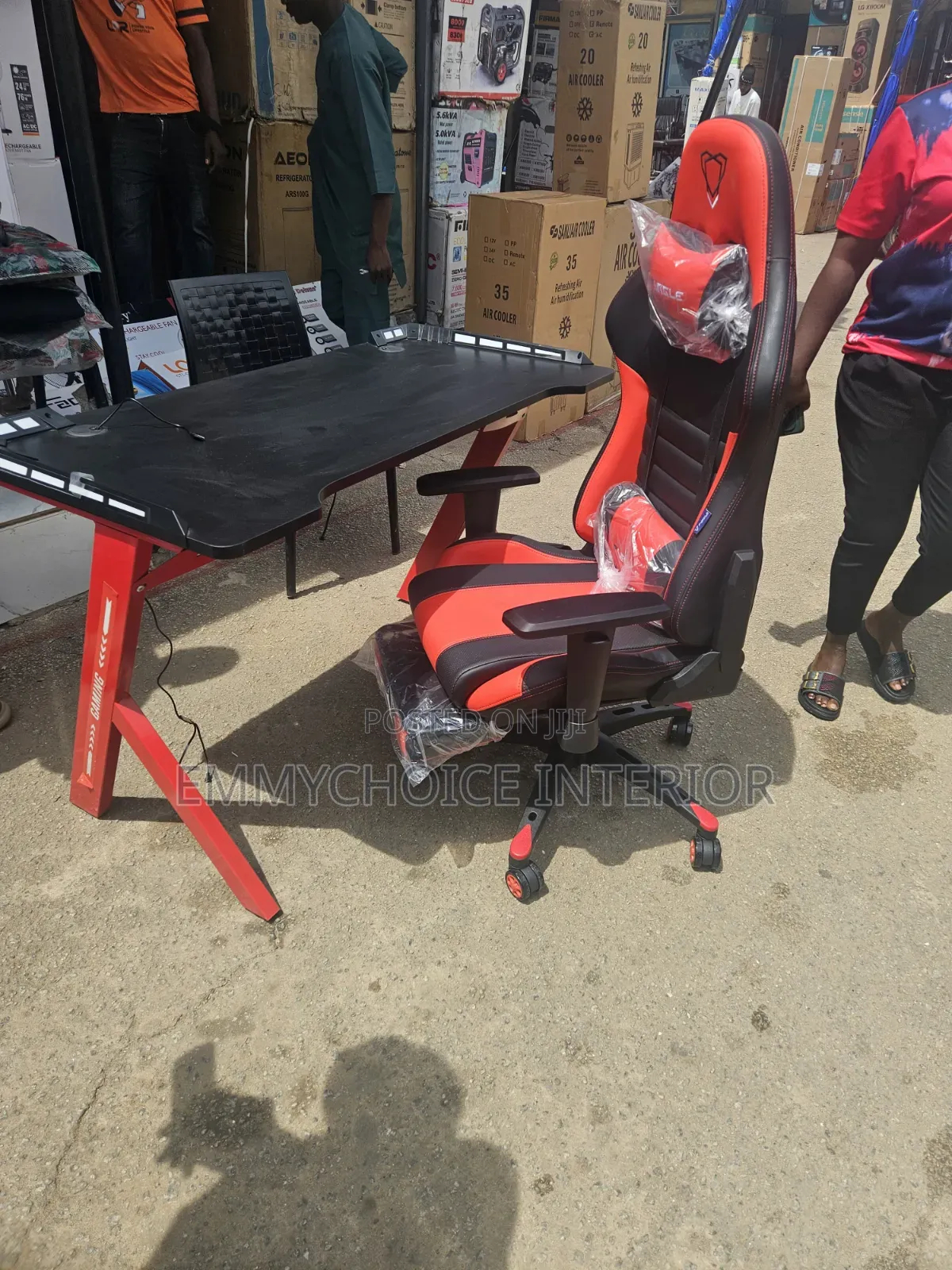 Italian Gaming Table and Chair