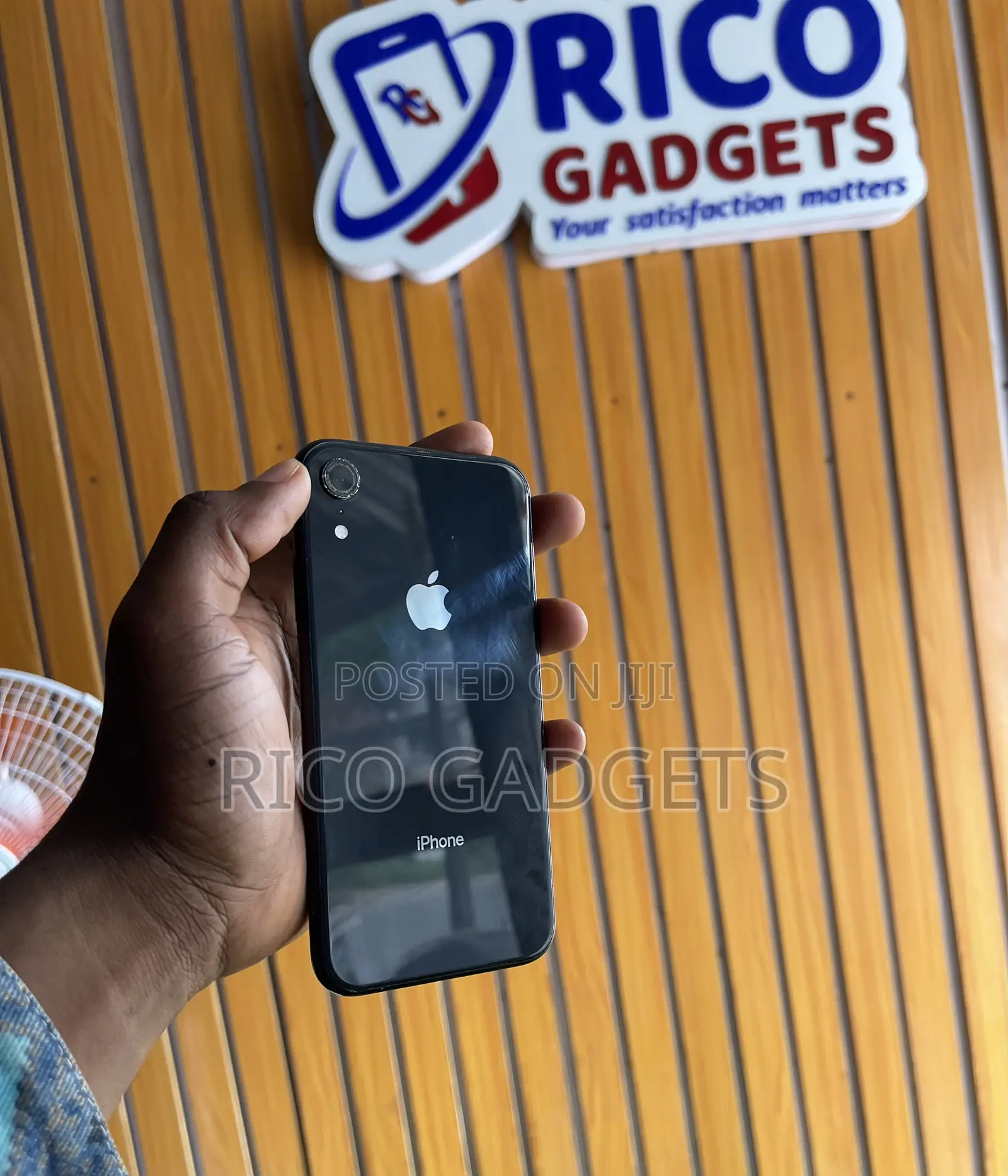 Apple iPhone XR 64 GB Black