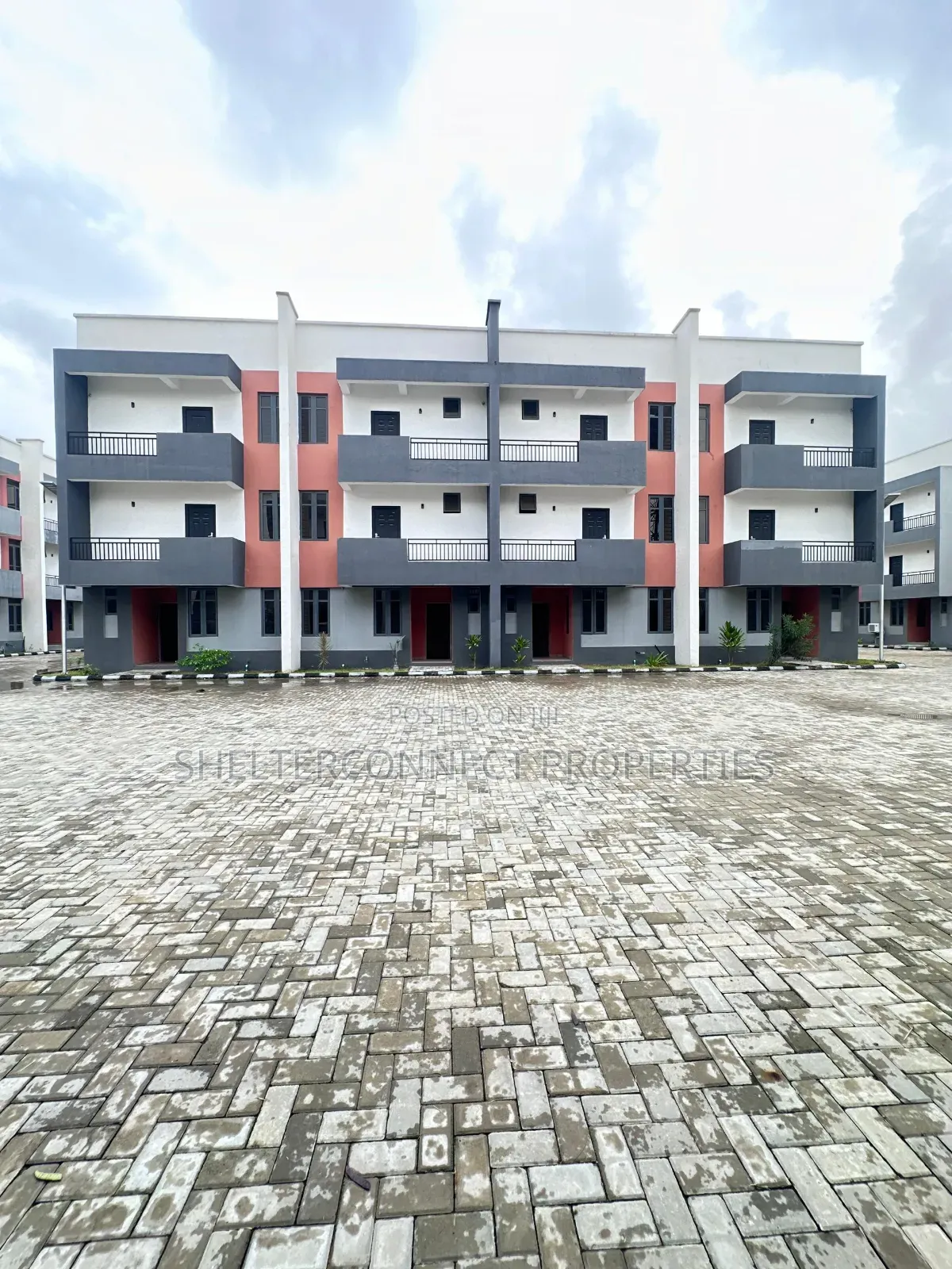 4bdrm Duplex in Ikate for rent