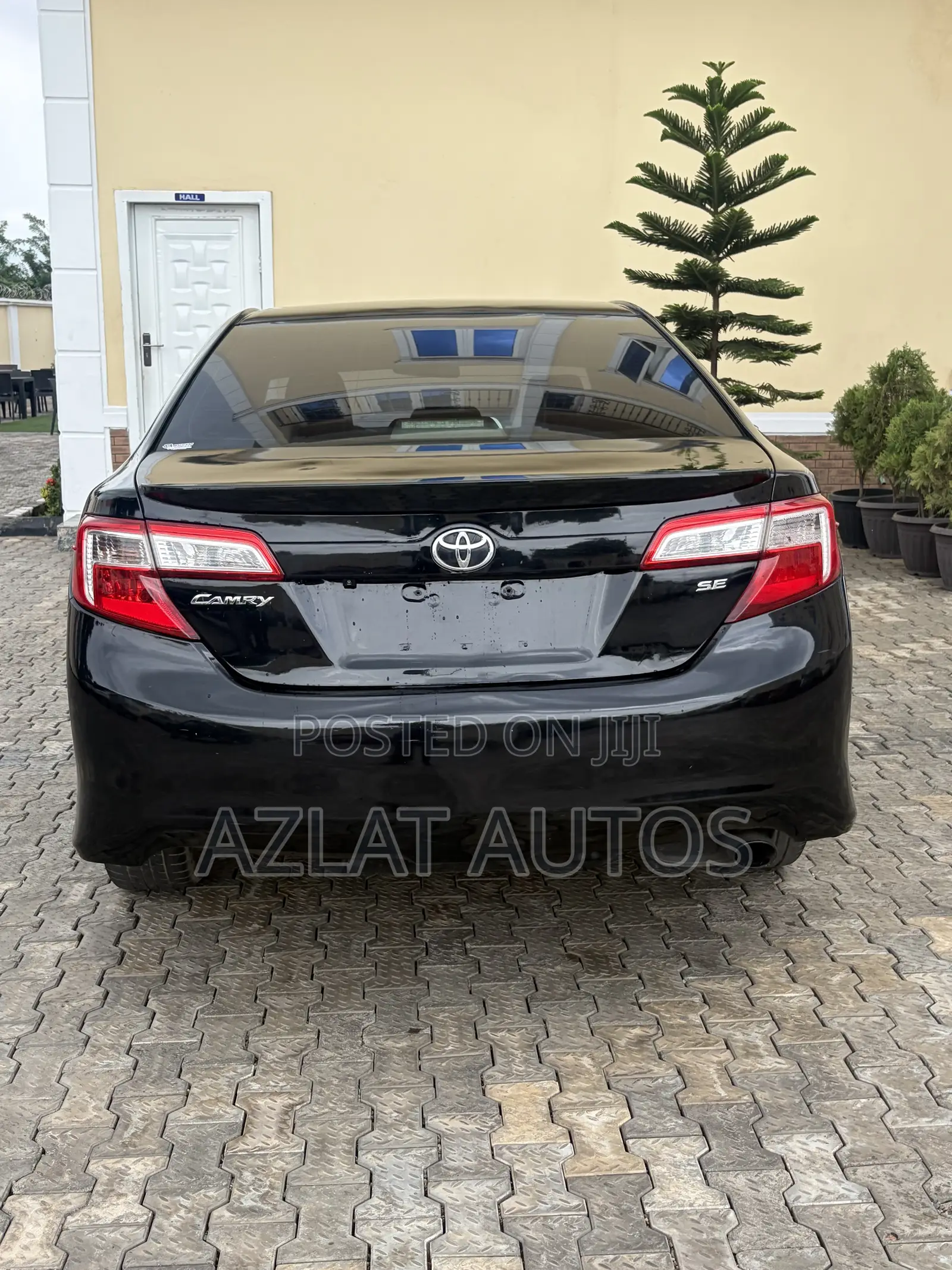 Toyota Camry SE 4dr Sedan (2.5L 4cyl 6A) 2012 Black