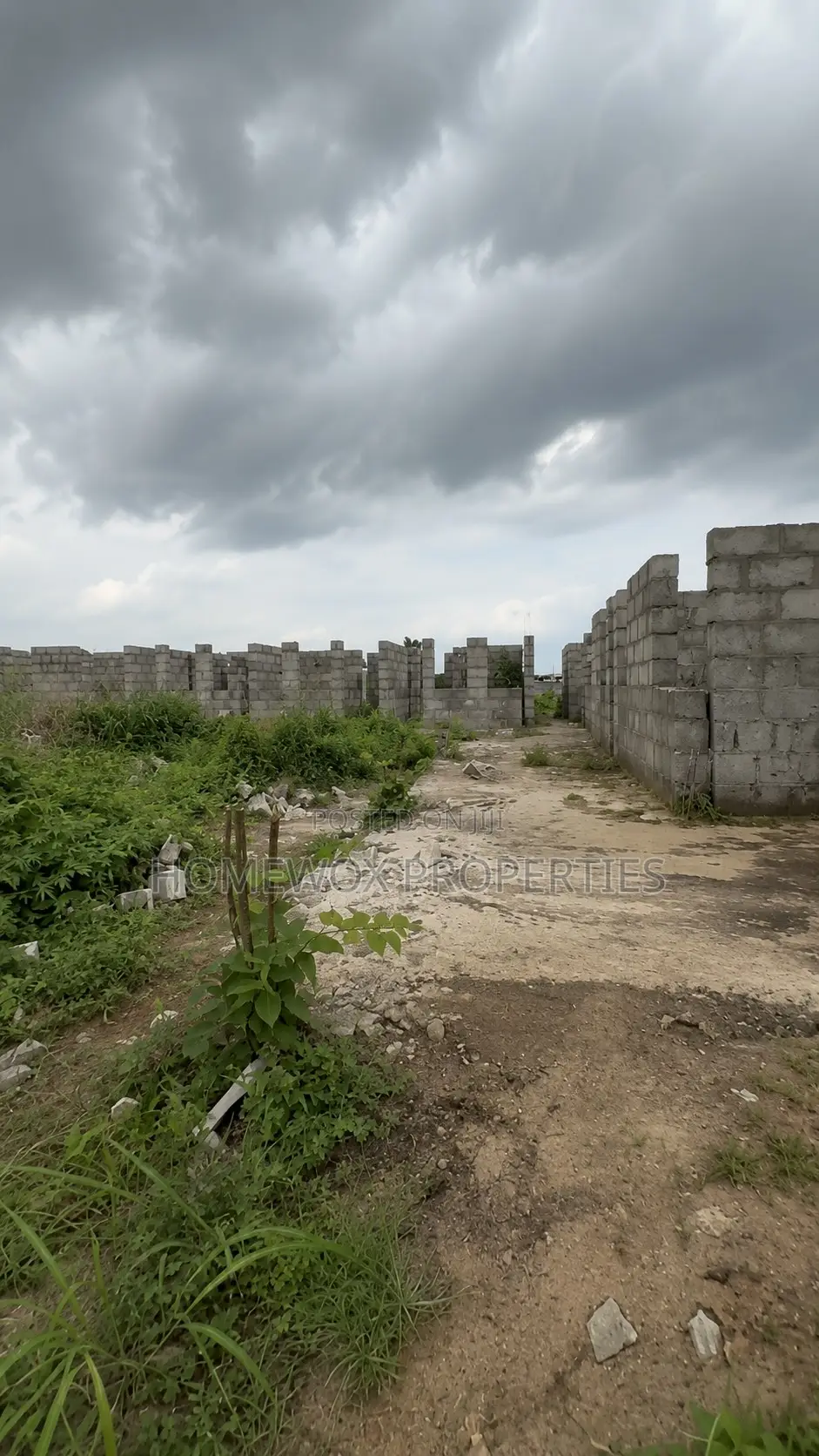 8bdrm Block of Flats in Choba for sale