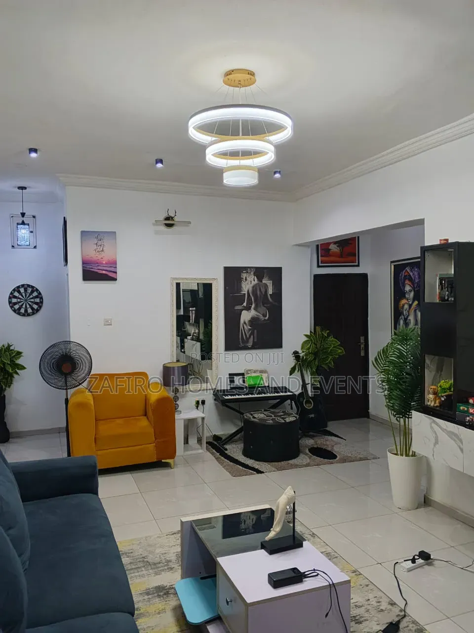8bdrm Block of Flats in Olude Estate Oluyole, Apata for sale