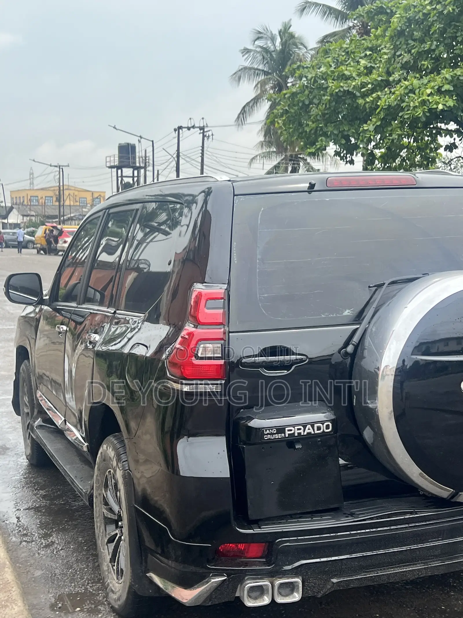 Toyota Land Cruiser Prado 2023 Black