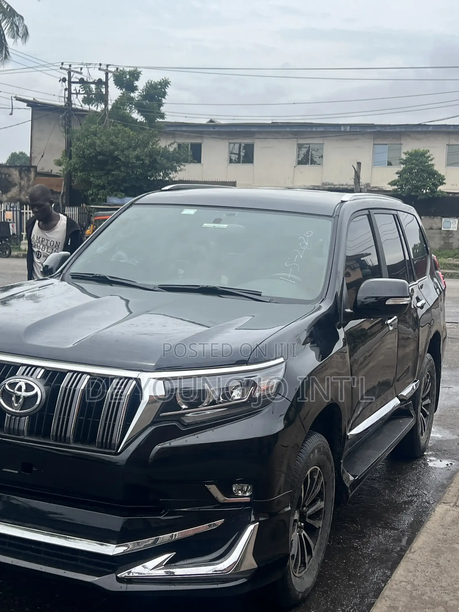 Toyota Land Cruiser Prado 2023 Black