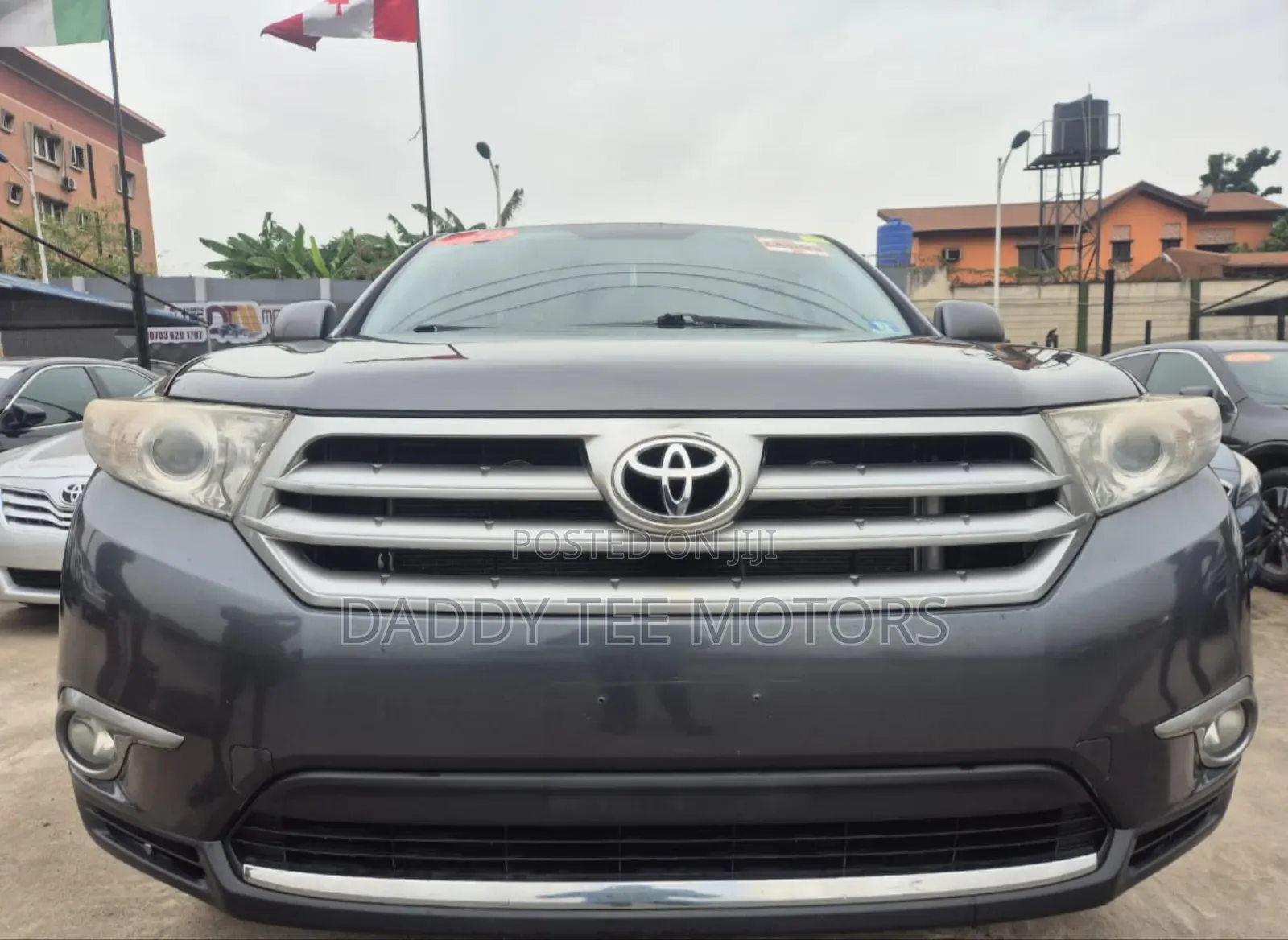 Toyota Highlander SE 3.5L 4WD 2013 Gray