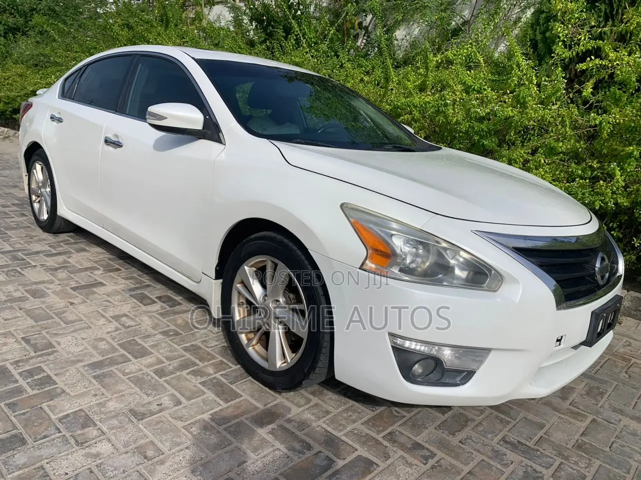 Nissan Altima 2013 White