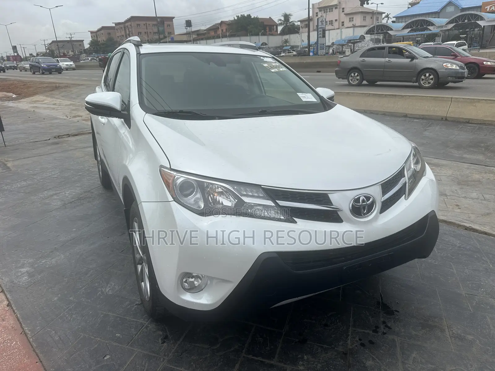 Toyota RAV4 Limited 4dr SUV AWD (2.5L 4cyl 6A) 2015 White
