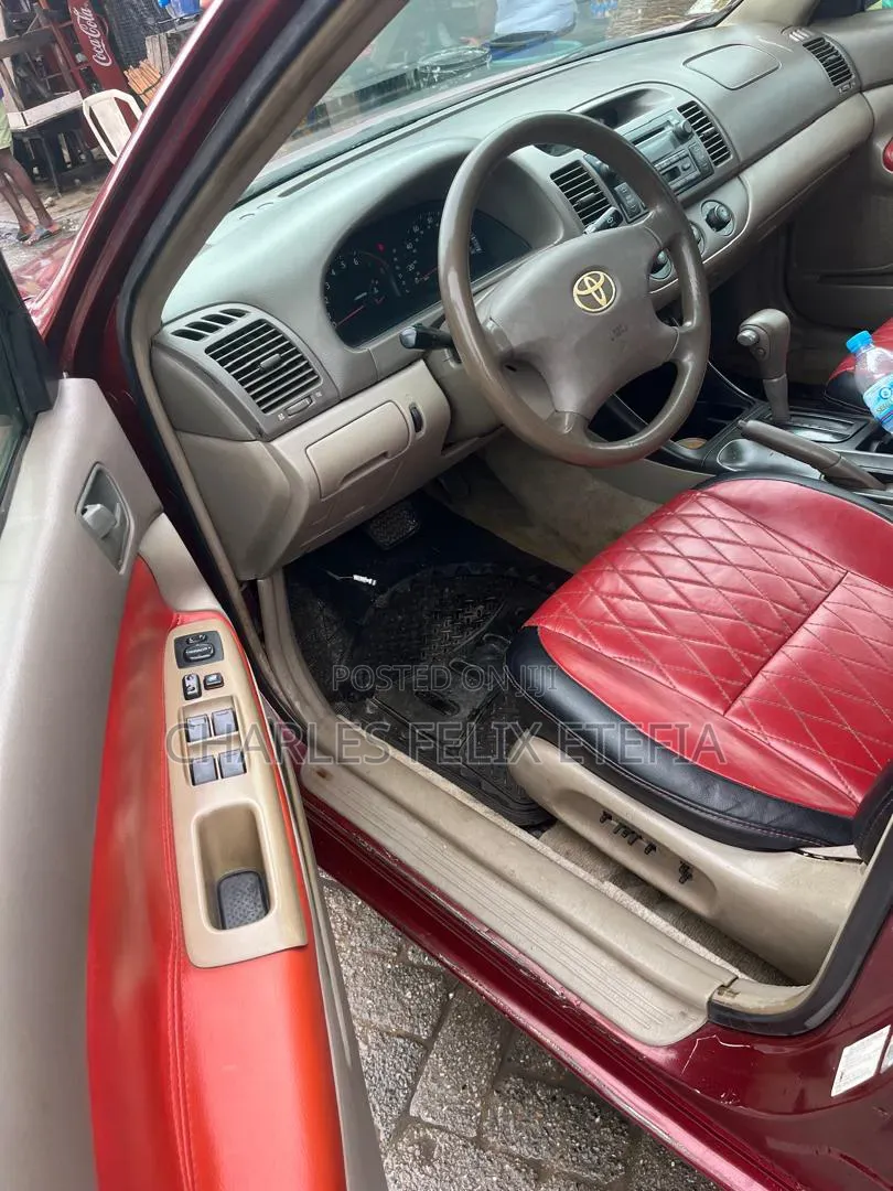Toyota Camry 2006 Red