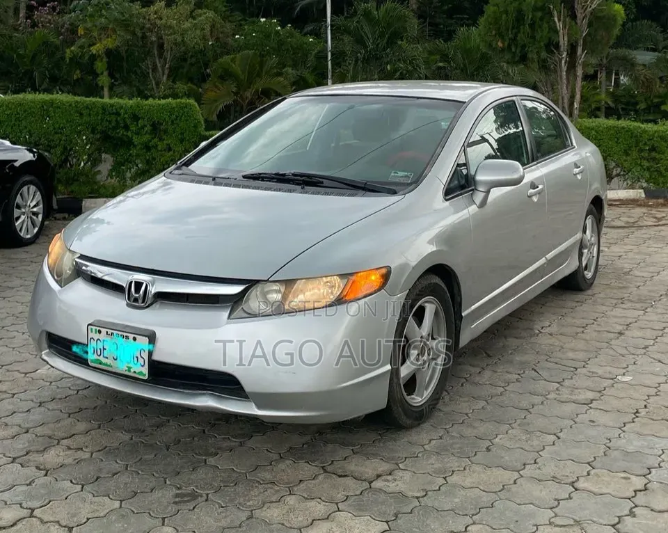Honda Civic 2006 Silver