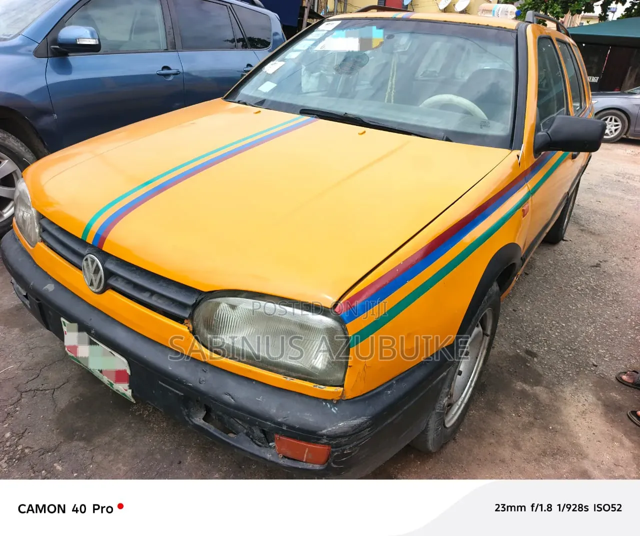Volkswagen Golf 2003 Yellow
