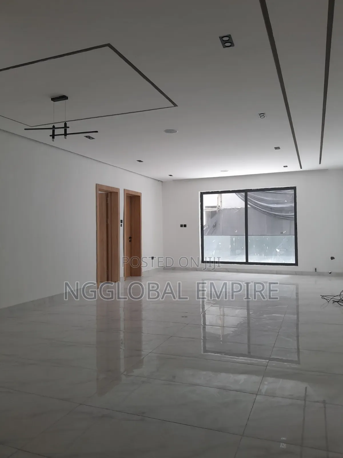 2bdrm Apartment in Lekki Phase 1 for sale