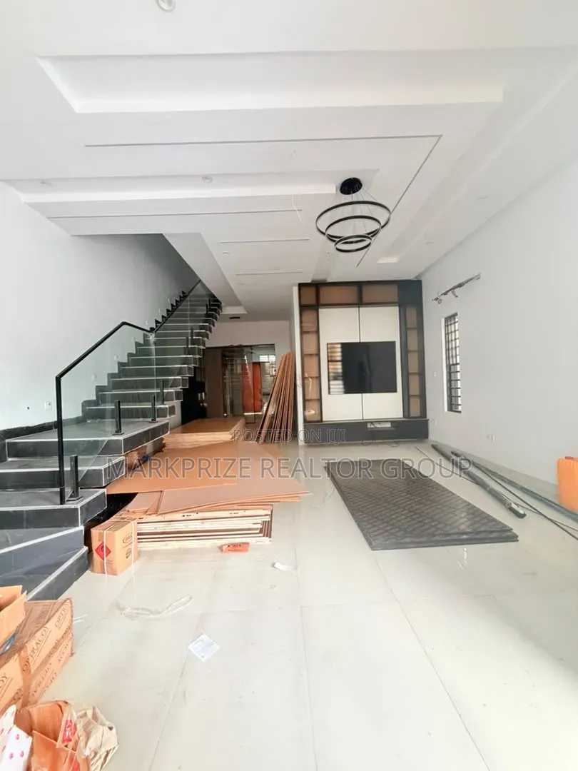 4bdrm Duplex in Amuwo Odofin Lagos for sale