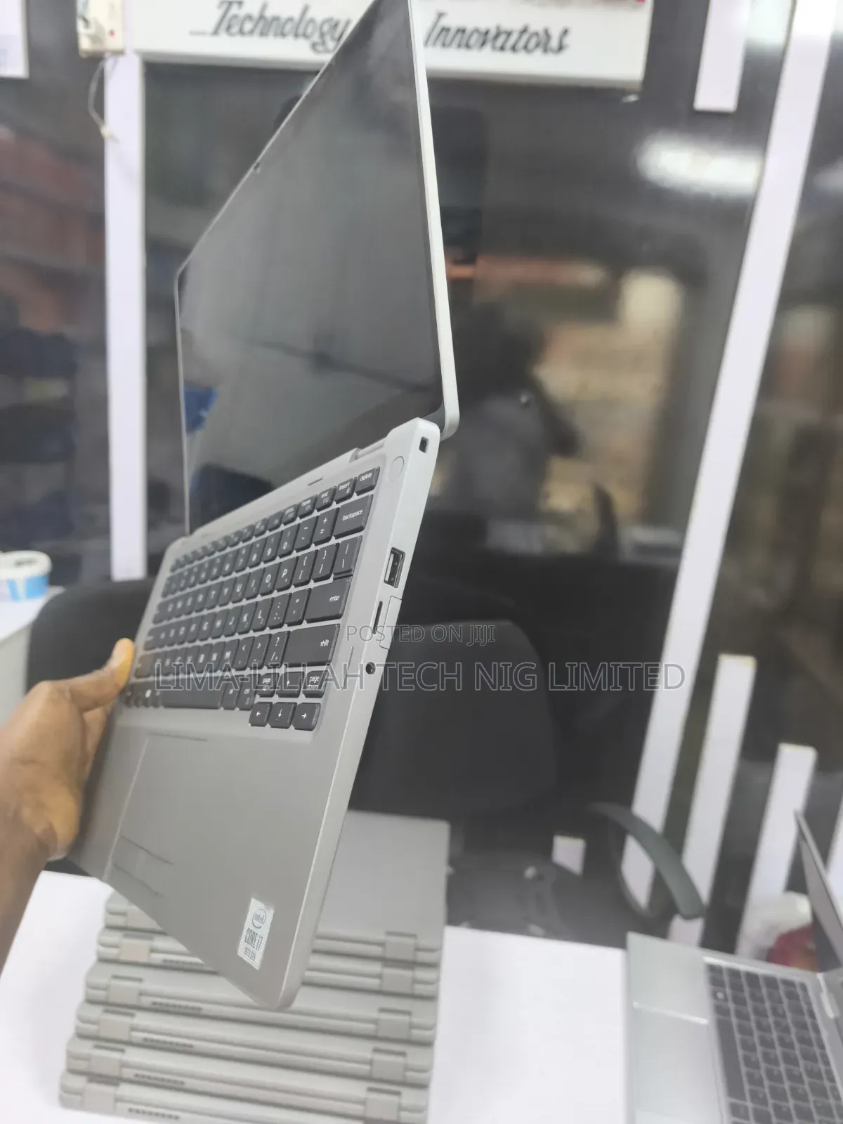 Laptop Dell Latitude 5310 16GB Intel Core i7 SSD 512GB