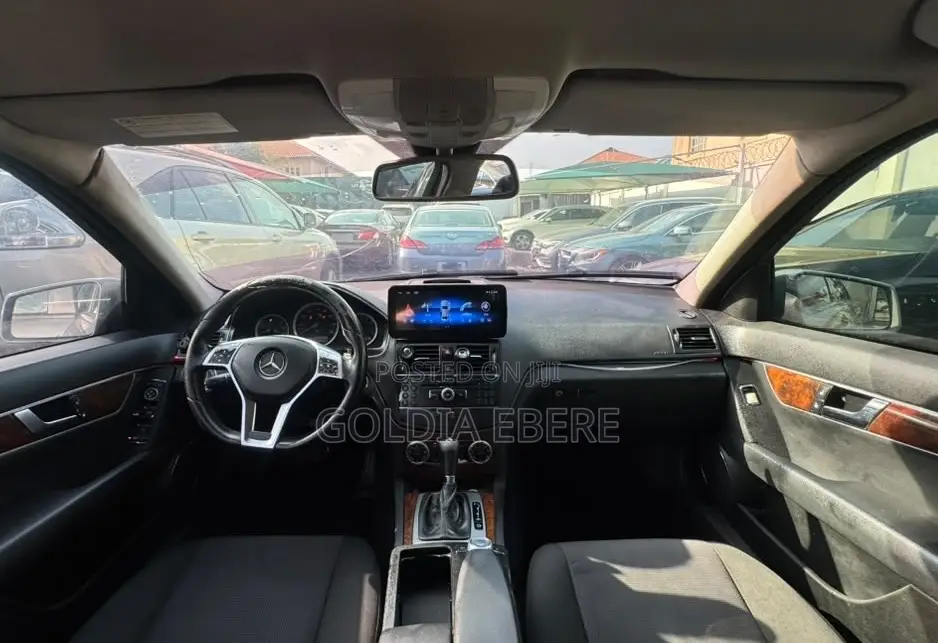 Mercedes-Benz C200 2008 Gray