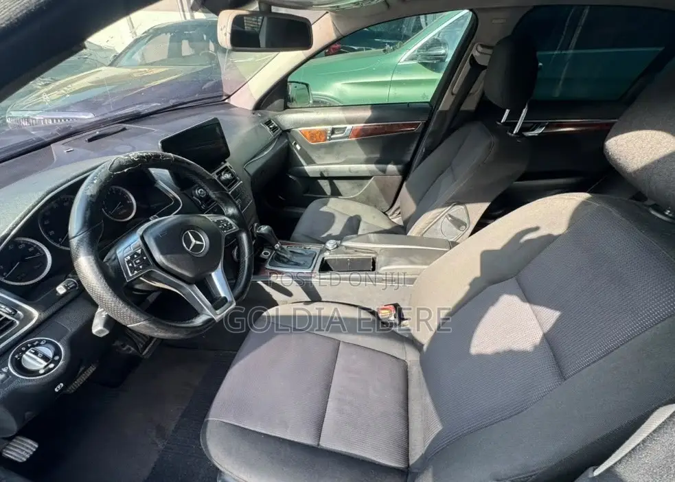 Mercedes-Benz C200 2008 Gray