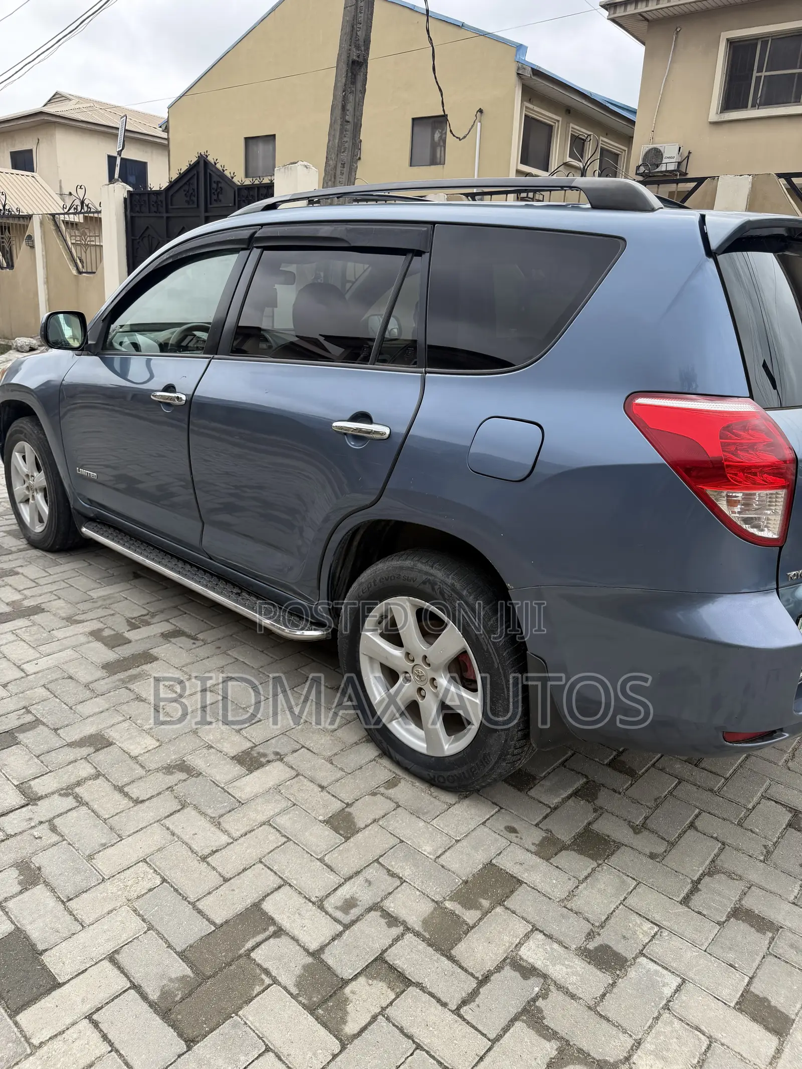 Toyota RAV4 Limited 2008 Blue