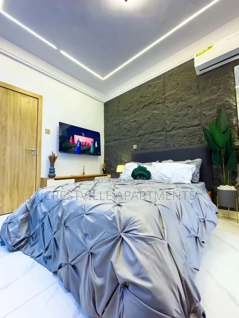 Studio Apartment in Surulere With Personal Balcony
