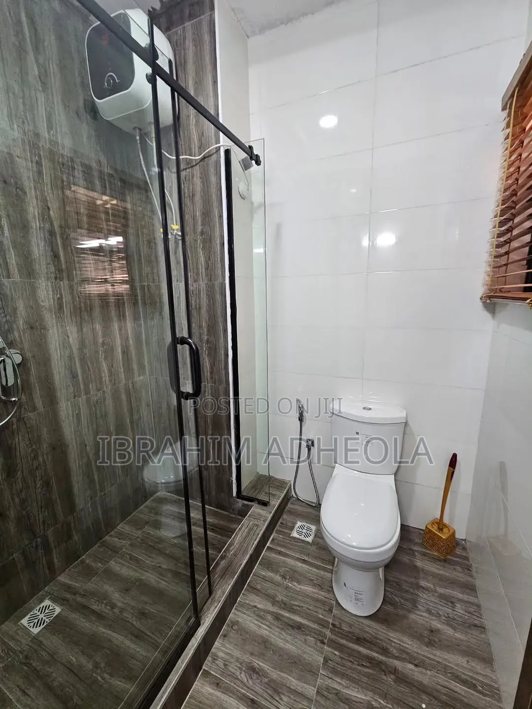 4bdrm Duplex in Maryland, Mende for sale