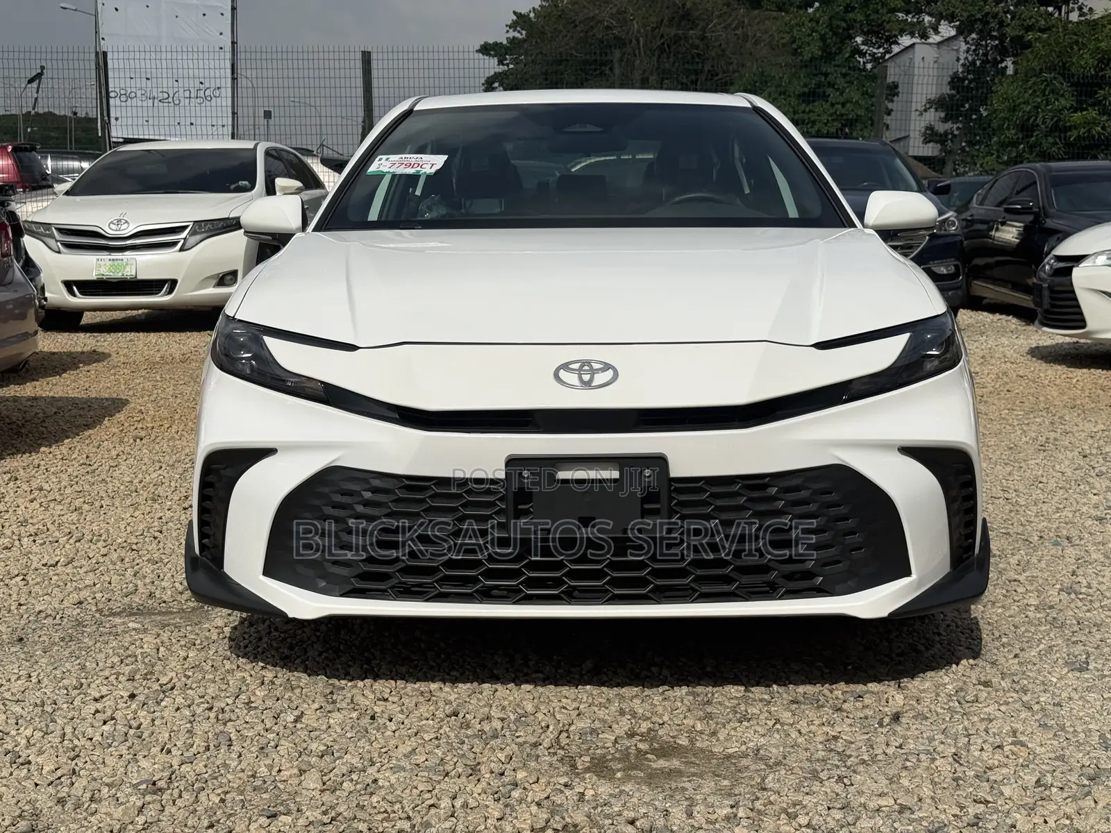 New Toyota Camry SE 2026 White