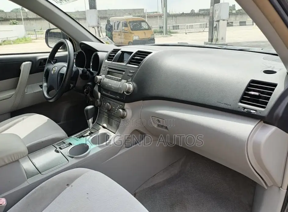 Toyota Highlander Limited 2009 Gray