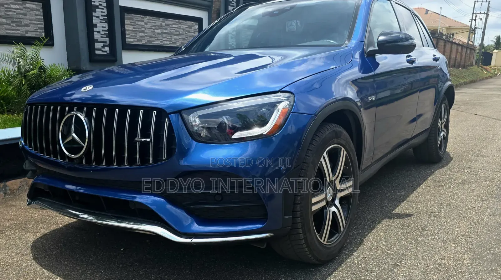 Mercedes-Benz GLC-Class 2022 Blue